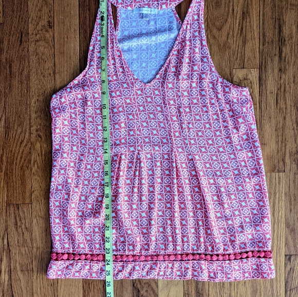 Skies Are Blue Jubilee Crochet Detail Top - Picture 7 of 9